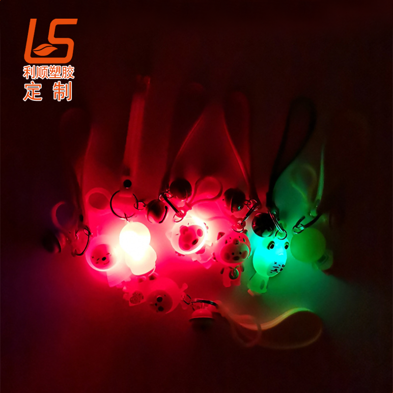 定制PVC軟膠發(fā)光公仔 發(fā)光PVC鑰匙扣公仔